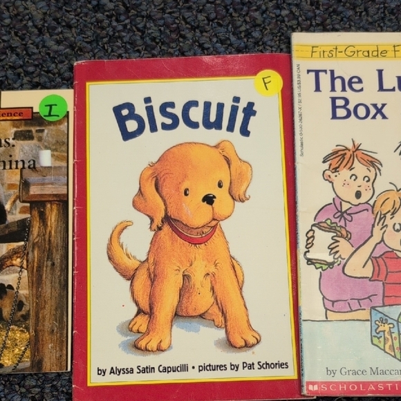 Children's Book Set - Biscuit, Pinkalicious, and More Set Of Seven Books - Picture 3 of 8